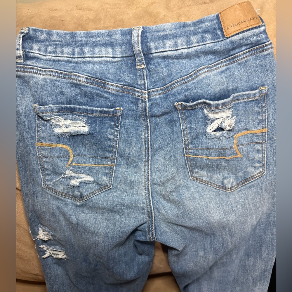 American Eagle Outfitter’s Women’s Size 10 High-Rise Distressed Skinny Jeans - Picture 15 of 15